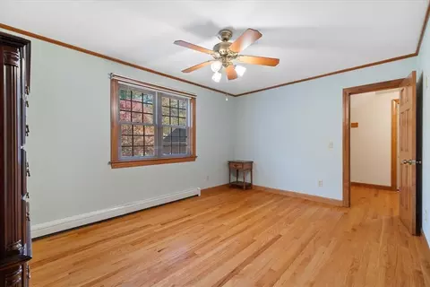 Bedroom - 275 Petersham Rd, Phillipston, MA 01331 photo 4 of 5