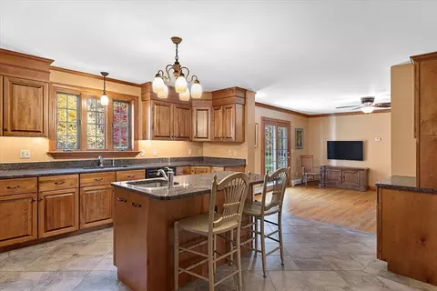 Kitchen - 275 Petersham Rd, Phillipston, MA 01331 photo 2 of 5