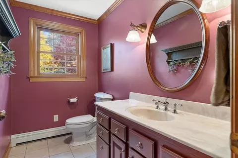 Bath - 275 Petersham Rd, Phillipston, MA 01331 photo 1 of 3