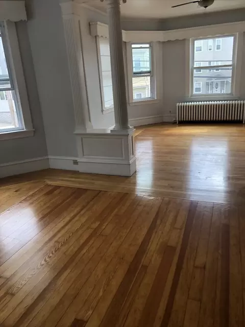 452 Osborn St, Fall River, MA 02724 photo 8