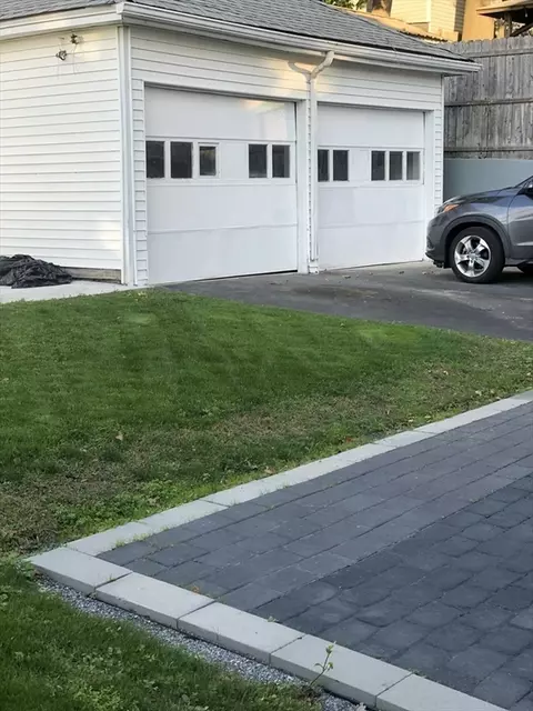 452 Osborn St, Fall River, MA 02724 photo 25