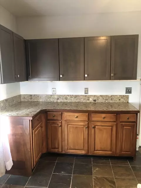 452 Osborn St, Fall River, MA 02724 photo 6