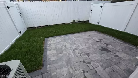 Exterior - 219 Earle St #3, Fall River, MA 02723 photo 3 of 7