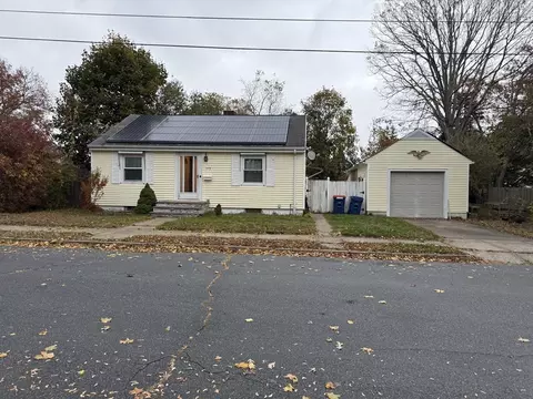 178 Lafayette St, New Bedford, MA 02745