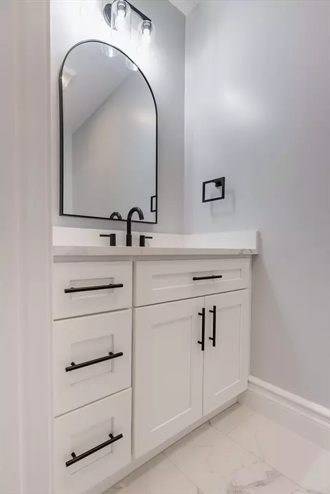 215 Earle St #1, Fall River, MA 02723 photo 25