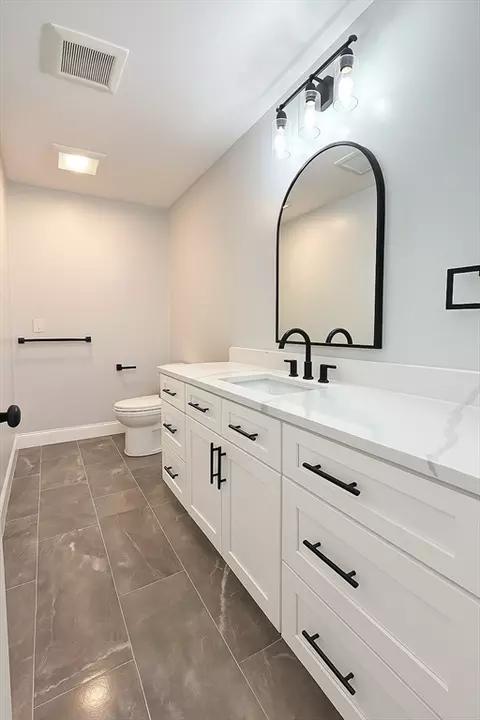 215 Earle St #1, Fall River, MA 02723 photo 12