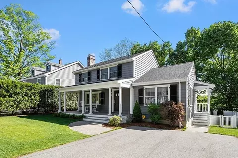 211 Grove St, Medford, MA 02155