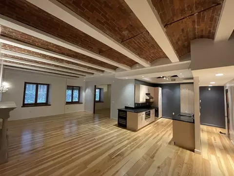 61 Prince St #1C, Boston, MA 02113