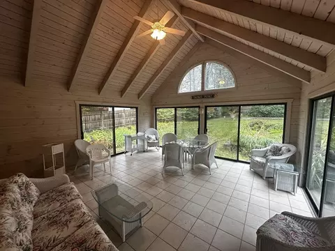 208 Irondequoit Rd, Franklin, MA 02038 photo 21