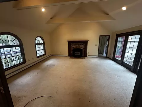 208 Irondequoit Rd, Franklin, MA 02038 photo 17