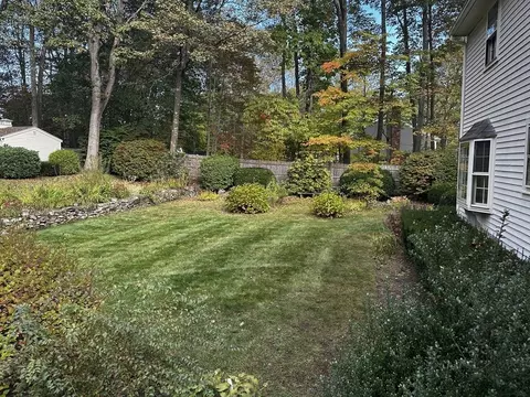 208 Irondequoit Rd, Franklin, MA 02038 photo 10