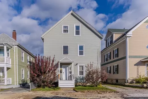 23 Slocum St, Acushnet, MA 02743