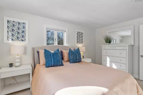 Bedroom - 27 Sloane Dr, Framingham, MA 01701 photo 3 of 3