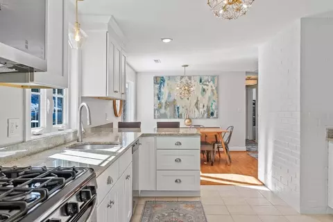 Kitchen - 27 Sloane Dr, Framingham, MA 01701 photo 2 of 3