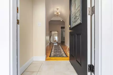 Entry Way - 20 Ash St #1, Danvers, MA 01923 photo 1 of 5
