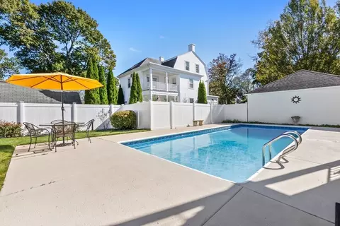 Exterior - 20 Ash St #3, Danvers, MA 01923 photo 1 of 6