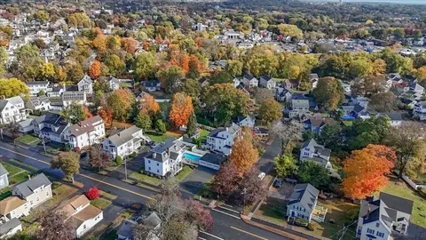 View/Area - 20 Ash St #3, Danvers, MA 01923 photo 5 of 6
