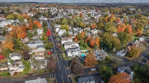 View/Area - 20 Ash St #3, Danvers, MA 01923 photo 3 of 6