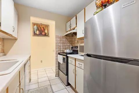 44 Loomis St #209, Malden, MA 02148