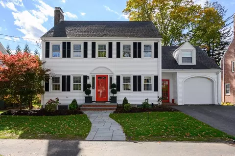 19 Lantern Ln, Milton, MA 02186