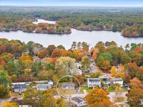 40 Sunset Blvd, Wareham, MA 02538