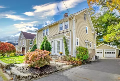 126 Ashland St, Melrose, MA 02176