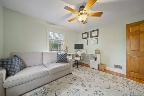 33 Ritchie Rd, Lynn, MA 01904 photo 18