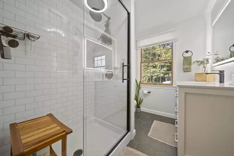 33 Ritchie Rd, Lynn, MA 01904 photo 24