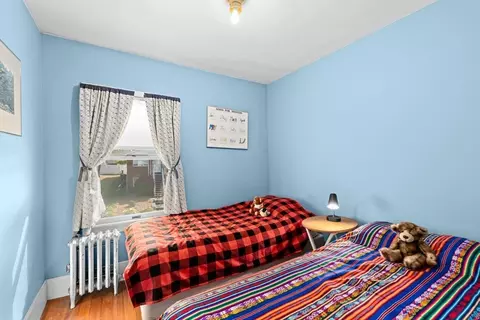Bedroom - 98 Bradford St, Everett, MA 02149 photo 4 of 4