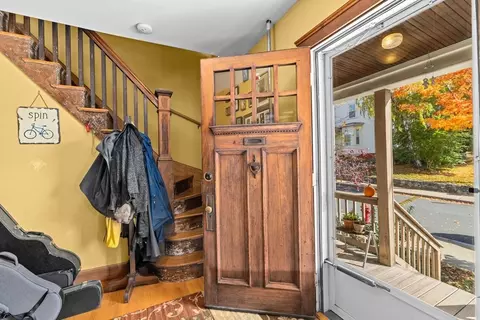 Entry Way - 98 Bradford St, Everett, MA 02149 photo 1 of 2