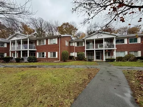 40 Bayberry Dr #1, Sharon, MA 02067