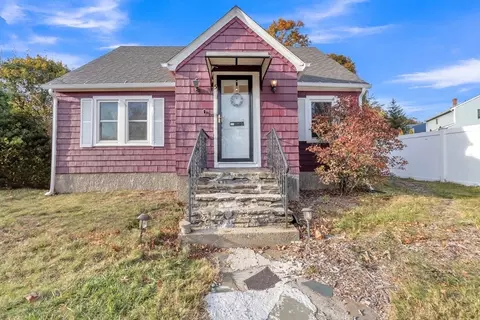 5 Birch Hill Rd, Worcester, MA 01606