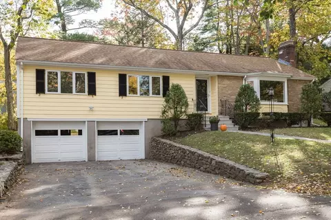 6 Pawnee Dr, Arlington, MA 02474