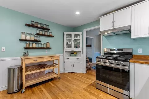 34 Cranberry Ln, Dedham, MA 02026 photo 15