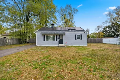 99 Lehigh St, Springfield, MA 01104