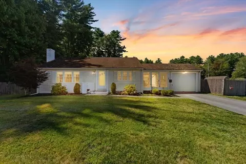 5 Chamberlain St, Abington, MA 02351
