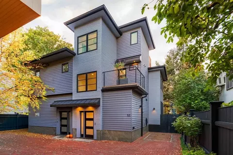53 Jay St #2, Cambridge, MA 02139