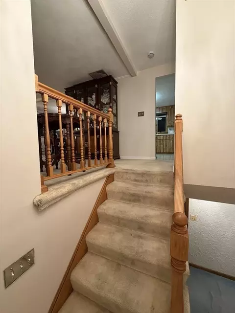 26 Mohawk St, Danvers, MA 01923 photo 12