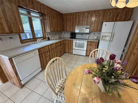 26 Mohawk St, Danvers, MA 01923 photo 20
