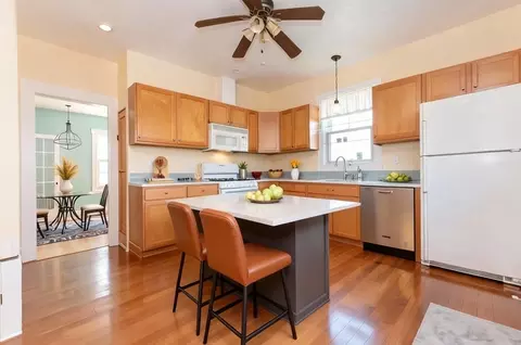 42 Alder St #42, Waltham, MA 02453