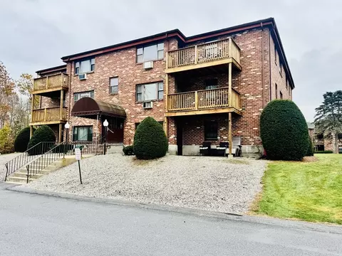 14 Mayberry Dr # -A, Westborough, MA 01581