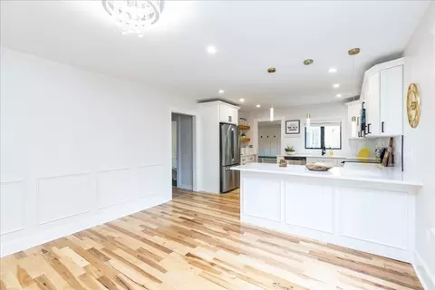 39 Trask St, Beverly, MA 01915 photo 9