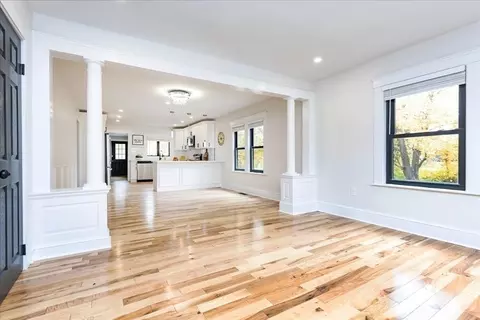 39 Trask St, Beverly, MA 01915 photo 6