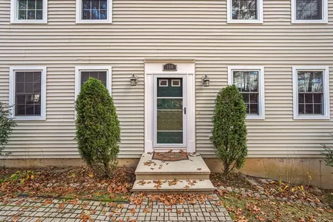 150 Clemence Hill Rd, Southbridge, MA 01550