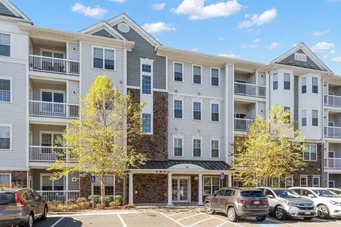 62 Abigail Way #3004, Reading, MA 01867