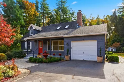 6 Emily Ln, Easthampton, MA 01027