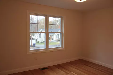 30 Maple St, Hudson, MA 01749 photo 18