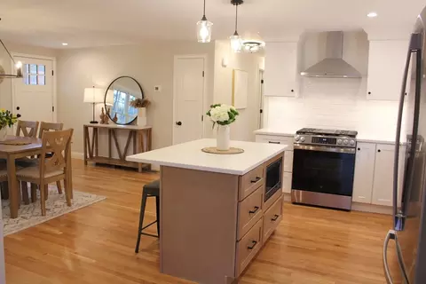 30 Maple St, Hudson, MA 01749 photo 9