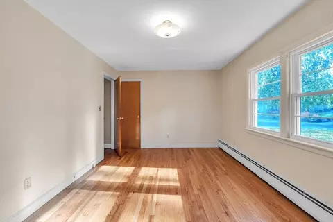 Bedroom - 4 Taylor Rd, Maynard, MA 01754 photo 2 of 8