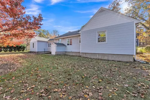 Exterior - 4 Taylor Rd, Maynard, MA 01754 photo 5 of 7